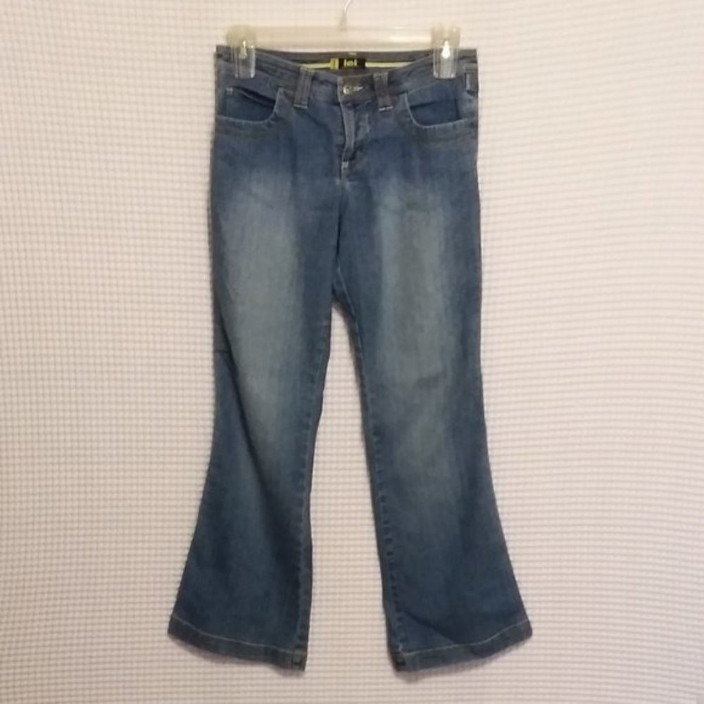 4/$20 CLOSET CLOSING LEI WIDE LEG FLARE JEANS